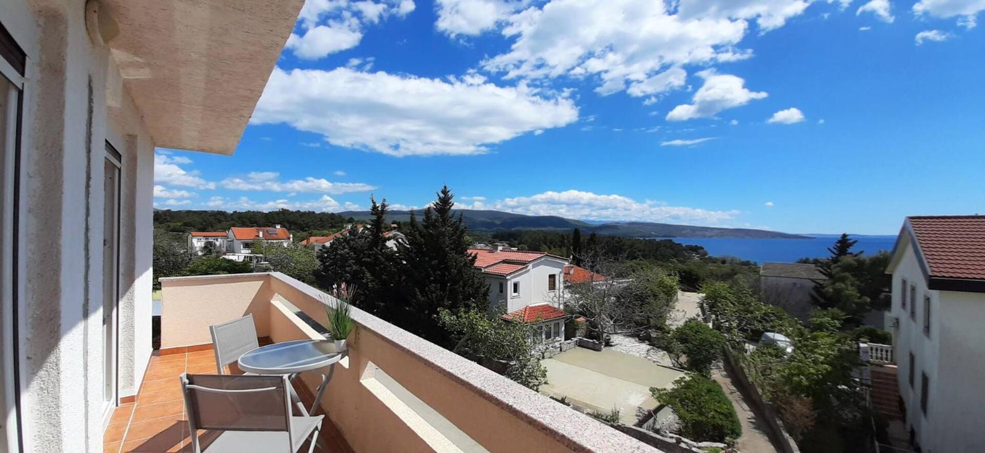 Guest House Helena Close To Beach 크르크 외부 사진